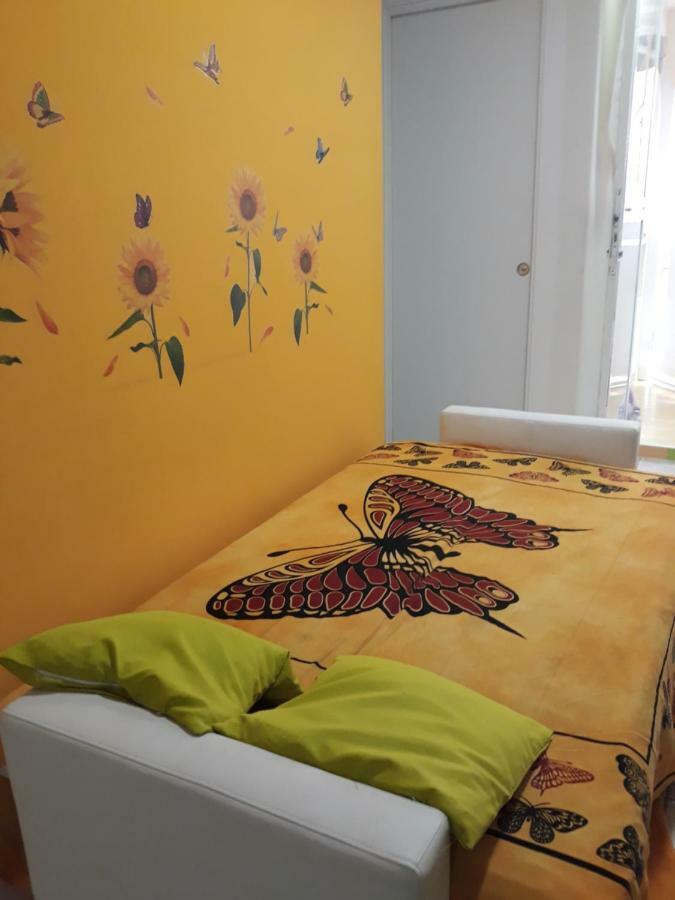 Napoli Charme Apartment ภายนอก รูปภาพ